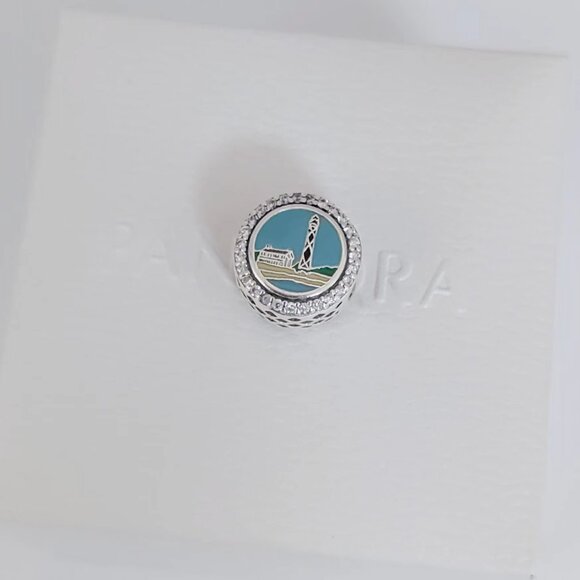 Pandora Cape Lookout Lighthouse Exclusive Charm Bead Travel Charm S925 Silver - Picture 7 of 7